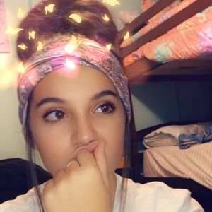 Meet your Posher, Stacia